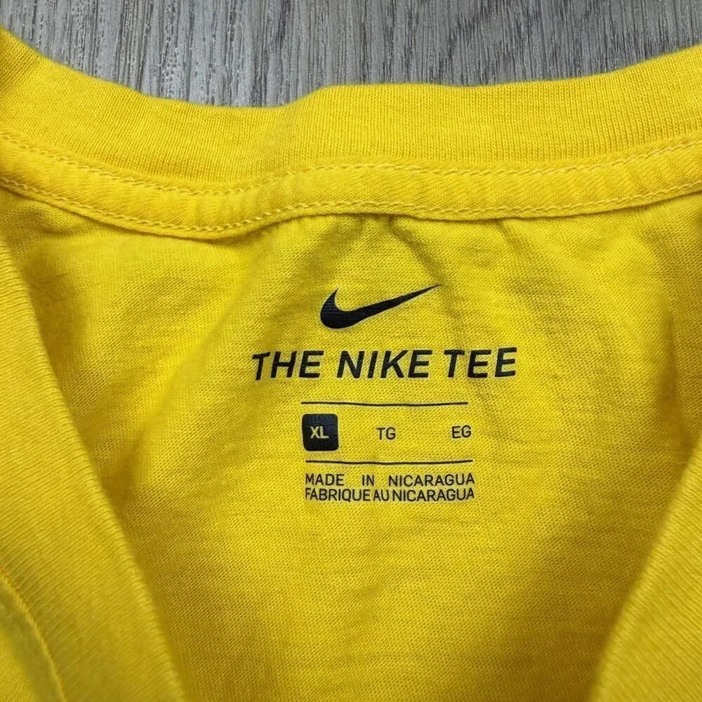 Michigan Wolverines Shirt Mens XL Yellow NCAA Football Nike 2024 Championship